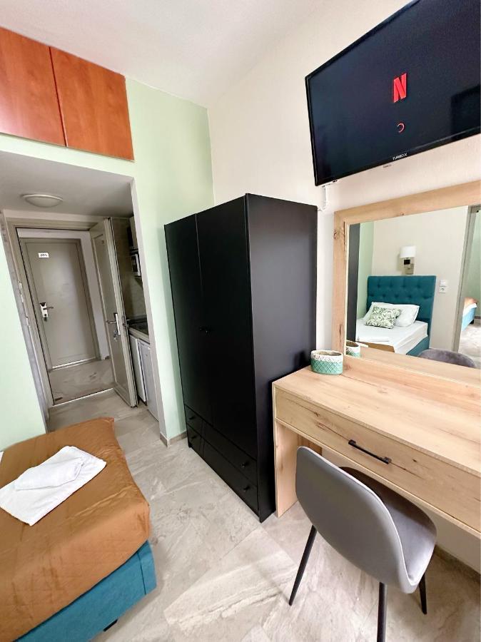Hotel Palmera 사르티 외부 사진